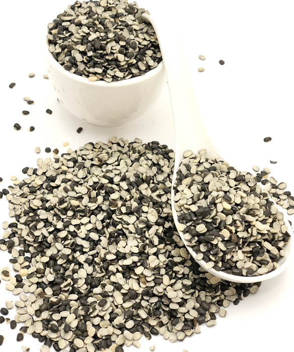 Urid Split With Skin (Urid Daal) - Buy Online Australia | Om Spice & Grocery